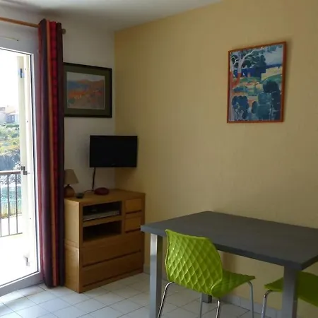 Apartment En Bord De A 50m Clim Garage Location Du Samedi Au Samedi